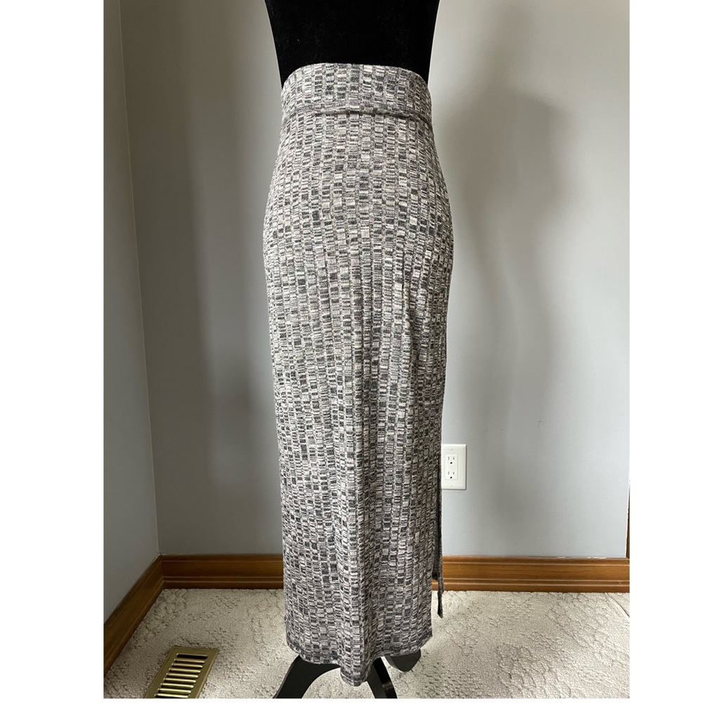 Aritizia Wilfred Knit Marled Knit Maxi Skirt (M)